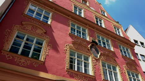 Mittlere-Aufnahme-Historischer-Häuser-In-Der-Innenstadt-Von-Ingolstadt-&quot;am-Stein&quot;,-Bayern,-Deutschland