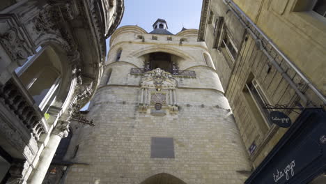 Große-Glocke-In-Bordeaux,-Frankreich