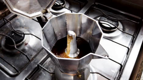 Close-up-of-Italian-coffee-preparation.-FIx