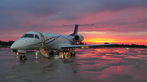 Stunning-sunset-with-Embraer-aircraft-landed-at-Liege-airport