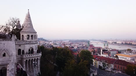 Spectacular-skyline-of-Budapest-from-Fisherman's-Bastion