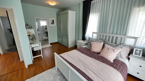 Chic-and-Elegant-Bedroom-Decoration-Idea