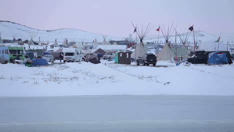 Demonstrantencamp-Im-Standing-Rock-Oceti-Camp