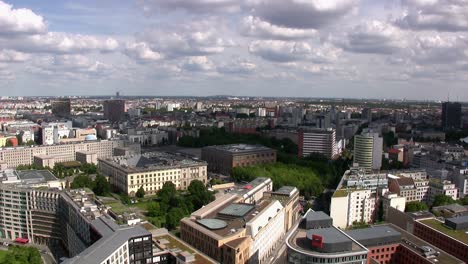 Long-aerial-view-over-Berlin-in-summer,-Germany