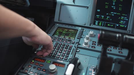Pilot's-hand-controls-the-modern-airplane