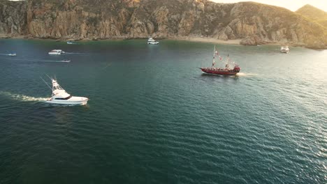 K-Drohnenaufnahme-Eines-Piratenschiffs-In-Cabo