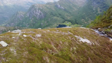 Sideways-moving-aerial-showing-beautiful-scandinavian-mountain-landscape