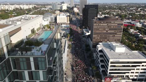large-Armenian-protest-in-Los-Angeles