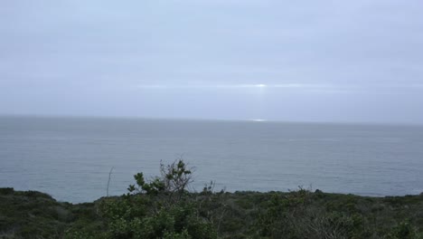 Sun-Ray-over-Pacific-Ocean-on-Big-Sur