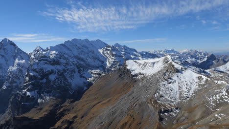 Fantástica-Toma-De-Vistas-De-Las-Montañas-Jungfraujoch,-Conocidas-Como-La-Cima-De-Europa