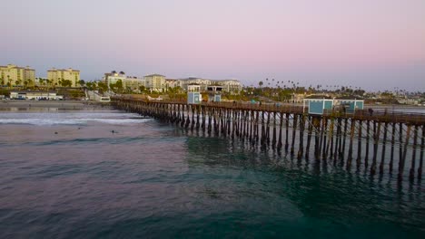 Kalifornien-Oceanside-Pier-Bei-Sonnenuntergang