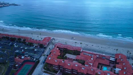 Beautiful-Aerial-4K-Video-Of-La-Jolla-Shores-Beach-In-San-Diego,-Ca