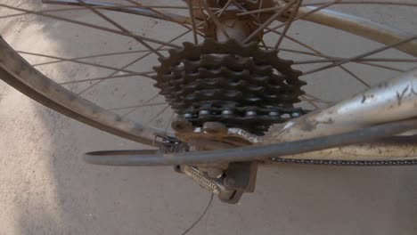 rusty-cycle-bike-gears-back-weel-go-pro-shot-in-sunlight-long-shot