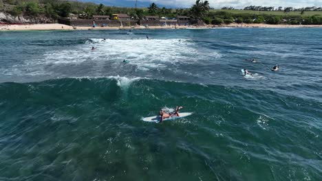 Surfing-at-Ho'okipa-Beach-in-North-Shore,-Maui