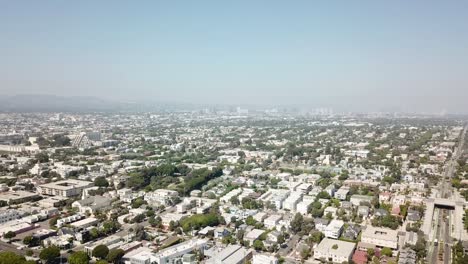 Vista-De-Drones-En-El-Centro-De-Los-ángeles-Sobre-El-Horizonte-De-California-Paisaje-Urbano-De-La-Ciudad