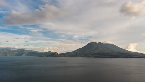Drone-aerial-hyperlapse-during-a-beautiful-morning-in-Lake-Atitlan,-Guatemala