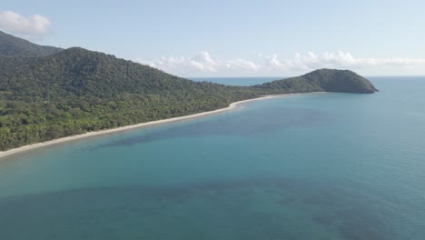 Panorama-Of-Myall-Beach-And-Forested-Headland-Of-Cape-Tribulation-In-QLD,-Australia