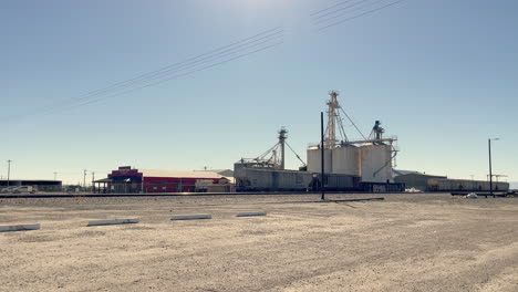 Grain-Silos-Next-to-Railroad-Tracks-in-Willcox,-Arizona
