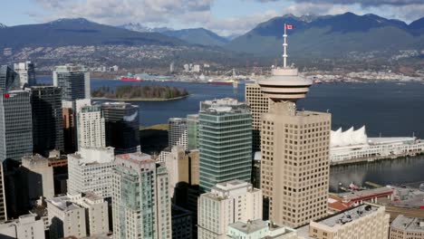 Torres-Modernas-Y-Edificios-Famosos-En-Vancouver,-Canadá---Toma-Aérea-De-Drones