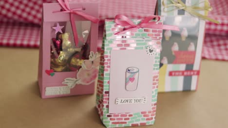 Valentine's-day-gifts.-Candy-bags.-crafts-and-scrapbook