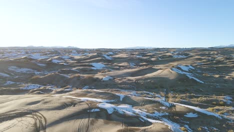 Schneebedeckte-Dünen-In-Der-Kleinen-Sahara-wüste,-Utah