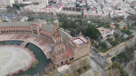Top-down-view-around-Plaza-de-España-Landmark,-Seville-cityscape-background