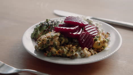 Healthy-High-Protein-Lunch-with-Beetroot,-Peas,-scambled-Eggs,-Avocado-and-grained-cream-cheese