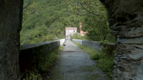 Ansicht-Des-Alten-Römischen-Aquädukts-Von-Einer-Drohne