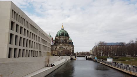 Time-Lapse-of-Humboldtforum-Berlin-with-Modern-Facade-at-Spree-River