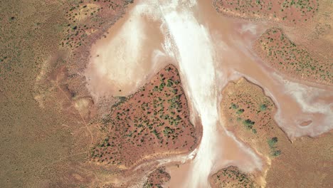Aerial-Topdown-view-Along-Scenic-Lake-Gairdner,-Large-salt-lake,-South-Australia