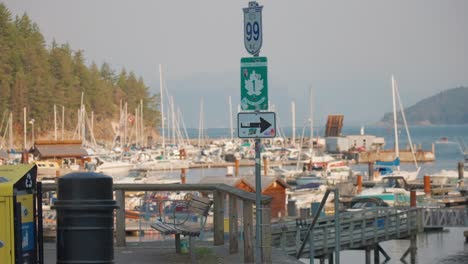 Horseshoe-Bay-Harbour-Bird-In-Zeitlupe,-Vancouver