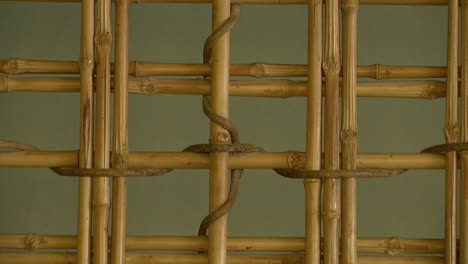 Bambusschirm-In-Der-Wand-Der-Tokonoma-Nische-Des-Japanischen-Teehauses