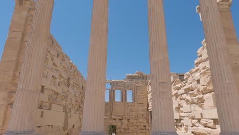 Ruinas-Del-Pandroseion,-Santuario-En-La-Acrópolis-De-Atenas,-Grecia