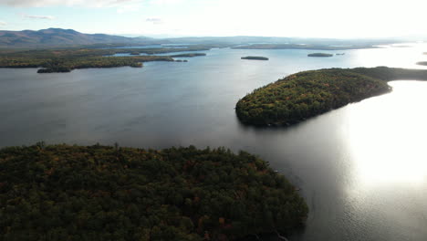 Winnipesaukee-Lake,-New-Hampshire-USA