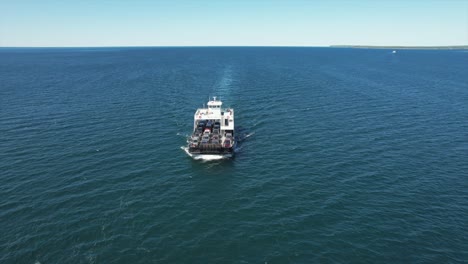 The-Washington-Island-Car-Ferry-crosses-the-Porte-des-Morts-Strait-between-the-island-and-the-Door-County-mainland-located-between-the-bay-of-Green-Bay-and-Lake-Michigan