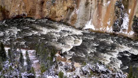 Vista-Del-Gran-Cañón-De-Yellowstone