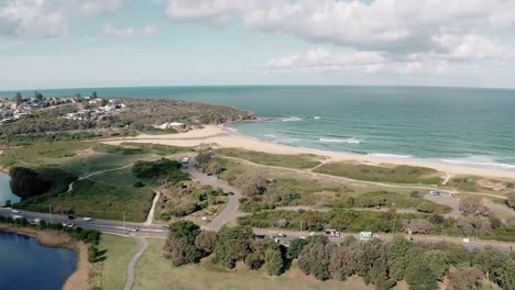 Bird's-Eye-View-Of-The-Freshwater-Beach-And-Headland-At-New-South-Wales,-Australia