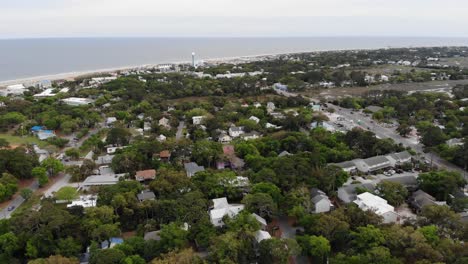 Tybee-Island-Georgia-Nachbarschaften-Wohngemeinschaft-Stadt-Strand-Ozean-Antenne-Drohne