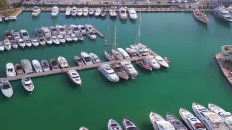Eivissa-Yacht-Club-Kreuzfahrtschiff