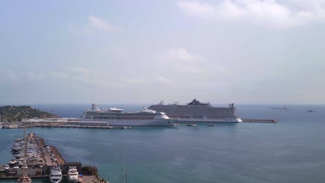 Two-cruising-ships-at-the-entrance-to-the-harbor