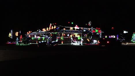 Weihnachtsbeleuchtung-An-Häusern