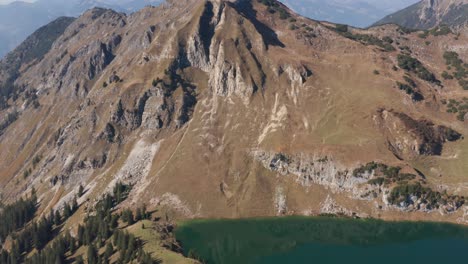 Lago-De-Montaña-Alpes-Bávaros-|-Montaña-Nebelhorn-|-4k-D-log-Rec709:-Perfecto-Para-Gradación-De-Color