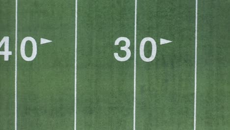 Luftaufnahme-Der-Yard-Line-Nummern-Des-American-Football-Feldes