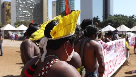 Ureinwohner-Des-Amazonas-Regenwaldes-Demonstrieren-In-Der-Hauptstadt-Der-Nation