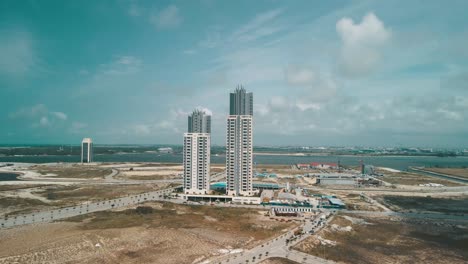Eko-Pearl-Towers,-a-residential-building-in-the-new-city-that-was-reclaimed-from-the-ocean-in-Victoria-Island