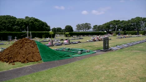 Aufnahme-Des-Friedhofs-Für-Die-Beerdigung