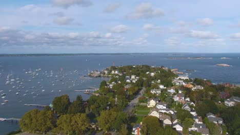 Panoramic-View-Of-Marblehead-Town-Center-And-Harbor-In-Massachusetts-MA,-USA---aerial-drone-shot