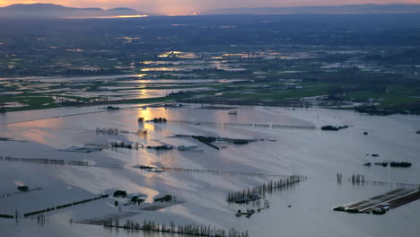Cambio-Climático-Drástico-Que-Causa-Inundaciones-Catastróficas-En-Columbia-Británica