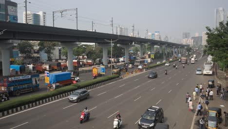Zeitraffer-Mumbai-Indien-Goregoan-Malad-Western-Express-Highway-Zeitraffer-Maharashtra