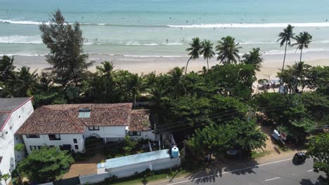 Herrlicher-Strand-Der-Insel-Mirissa,-Sri-Lanka,-In-Schuss-Kommend